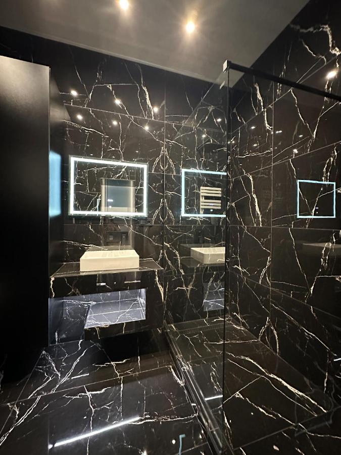 V21 Luxury Apartments Будапеща Екстериор снимка